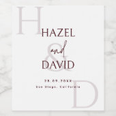 Modern Minimalist Burgundy Monogram Wedding Wine ワインラベル (シングルラベル)