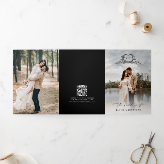 Modern Minimalist Crest monogram Wedding Invite 三つ折りプログラム (外部)