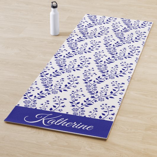 Modern Minimalist Navy Blue White Floral Script ヨガマット (インサイチュ)