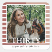 Modern Minimalist Striped 30th Birthday Photo スクエアシール (正面)