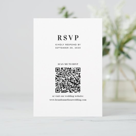 Modern Minimalist Typography QR Code Wedding 出欠カード (スタンド正面)