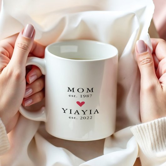 Modern Mom | Yiayia Year Est. コーヒーマグ コーヒーマグカップ