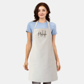 Modern Monogram  Apron エプロン (着用した状態)