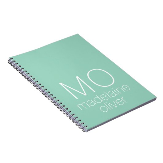 Modern Monogram Green and White Notebook ノートブック (右側)