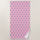 Modern Monogram Initial Letter Pink Green Pattern ビーチタオル (正面)
