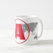 Modern Monogram Red Initial Letter World Map コーヒーマグカップ (正面右)