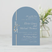 Modern Monogram Script Dusty Blue Arch Wedding 招待状 (スタンド正面)