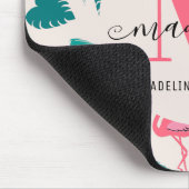 Modern Monogram Tropical Leaves Hot Pink Flamingo マウスパッド (コーナー)
