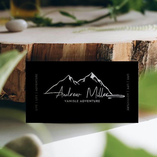 Modern Mountain Adventure | サイン 名刺