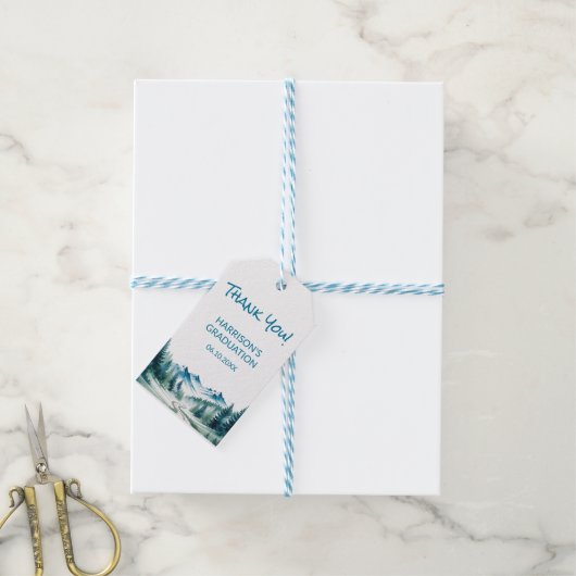 Modern Mountain Grad Party ギフトタグ (より糸付き)