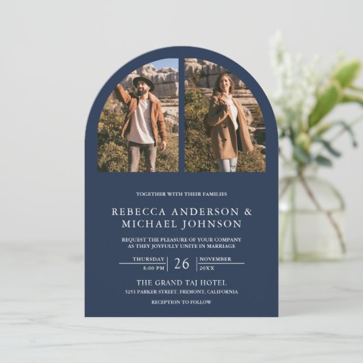 Modern Navy Blue Arch Photo QR Code Wedding 招待状 (スタンド正面)