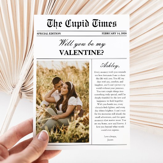 Modern Newspaper Photo Valentine's Day Card シーズンカード
