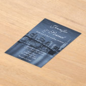Modern NYC Skyline Elegance アクリル招待状 (レイダウン)