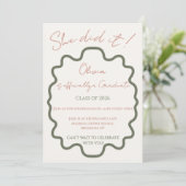 Modern Off-White She Did It Graduation Party  Inv 招待状 (スタンド正面)