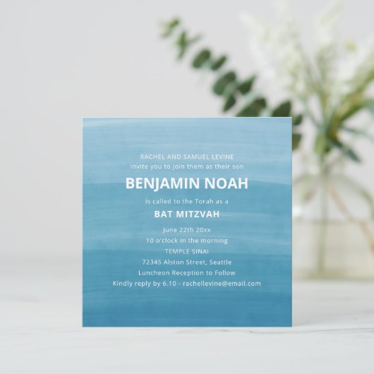 Modern Ombre Gradient Ocean Teal Blue Bar Mitzvah 招待状 (スタンド正面)