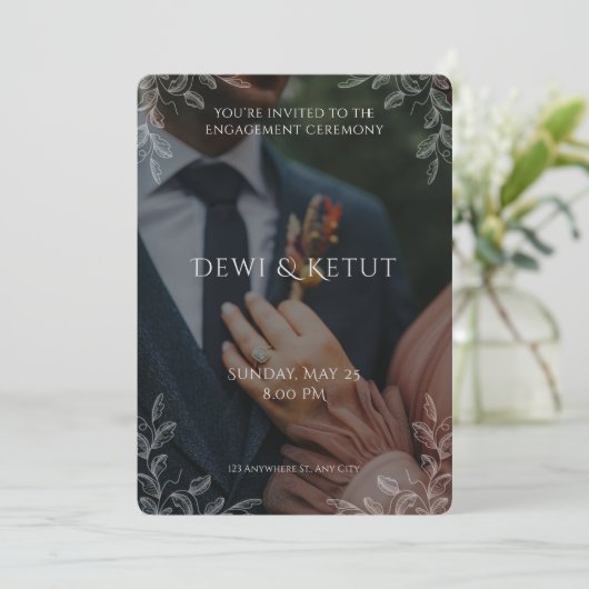 Modern Photo Engagement Ceremony Invitation 招待状 (スタンド正面)