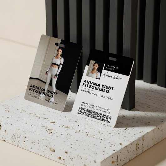 Modern Photo Personal Trainer Fitness Lifestyle バッジ