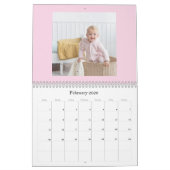 Modern Pink Baby Girl Family Photo Calendar 2026 カレンダー (2月 2026)