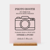 Modern Pink Blush Camera Wedding Photo Booth  アクリルサイン (正面)
