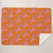 Modern Pink Orange Tiger Pattern Personalized Name シェルパブランケット (正面(横))