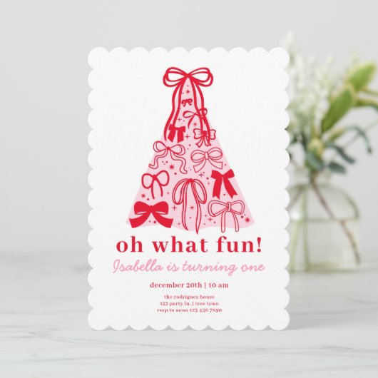 Modern Pink Red Tree Bow 1st Birthday 招待状 (スタンド正面)