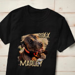 Modern Playful Simple Grunge Custom Pet Photo Tシャツ<br><div class="desc">This simple and classic design is composed of serif typography and add a custom photo of your pet.</div>