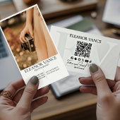 Modern Professional Minimalist Monogrammed Logo 名刺