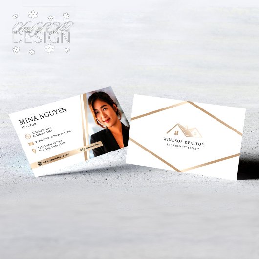 Modern Professional White & Beige Realtor Photo 名刺