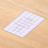 Modern Purple Stripes Elegant Wedding アクリル招待状 (レイダウン)