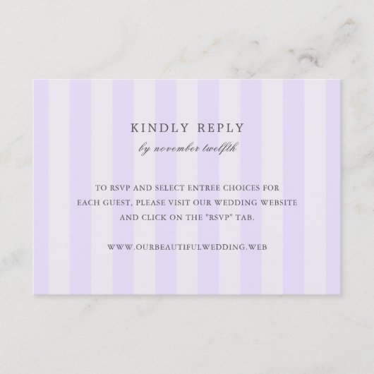 Modern Purple Stripes Elegant Wedding RSVP Card (正面)