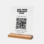 Modern QR Code and Business Logo Minimalist アクリルサイン (傾斜)