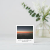 Modern Real Estate Agent Coastal Sunset Photo スクエア名刺 (スタンド正面)