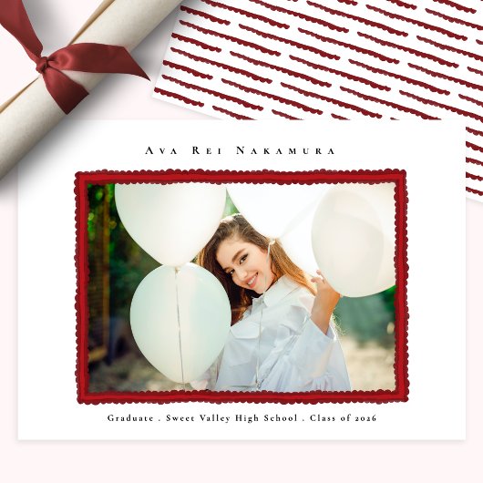 Modern Red Photo Frame Graduation Class of 2026 案内状