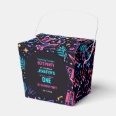 Modern Retro Neon 80’s 1st Birthday Party フェイバーボックス (正面サイド)