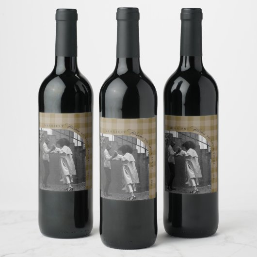 Modern Rustic Plaid Holiday Wine Label Personalize ワインラベル (ボトル)
