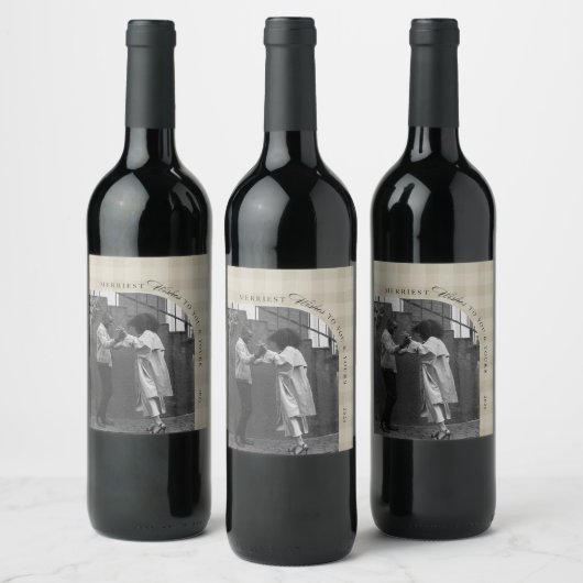 Modern Rustic Plaid Holiday Wine Label Personalize ワインラベル (ボトル)