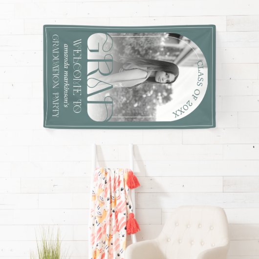 Modern Sage Green Arch Photo Graduation Welcome 横断幕 (インサイチュ)