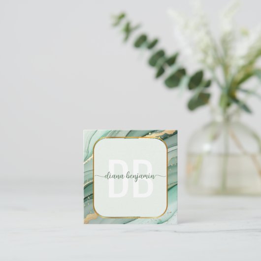 Modern Sage Green Gold monogram Qr Code スクエア名刺 (スタンド正面)