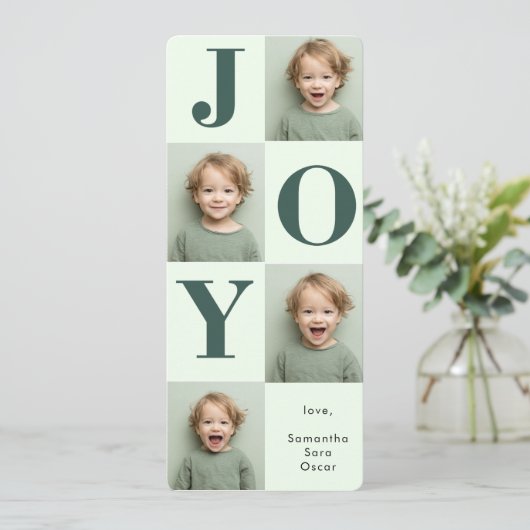 Modern Sage Green JOY Vertical Photo Christmas  (スタンド正面)