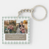 Modern Sage Green Personalized Family Photo キーホルダー (裏面)