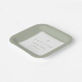 Modern Sage Green Religious Cross Boy Baptism ペーパープレート (傾斜あり)