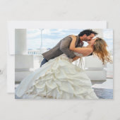 Modern Sage Green Wavy Stripe Photo Wedding サンキューカード (裏面)