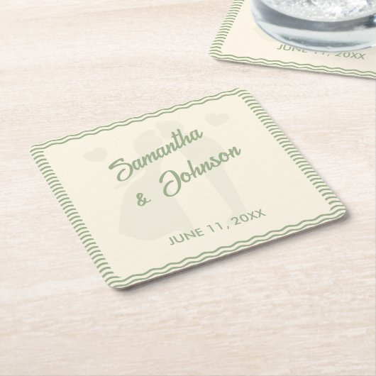 Modern Sage Green Wavy Stripe Wedding スクエアペーパーコースター (アングル)