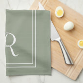 Modern Sage & White Stripe Monogram Personalised キッチンタオル (四つ折り)