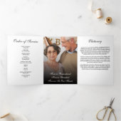 Modern Script 7-Photo Trifold Funeral Program 三つ折りプログラム (内部)