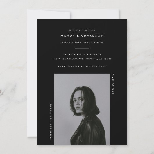 Modern Script Black 2-Photo Graduation Party 招待状 (裏面)