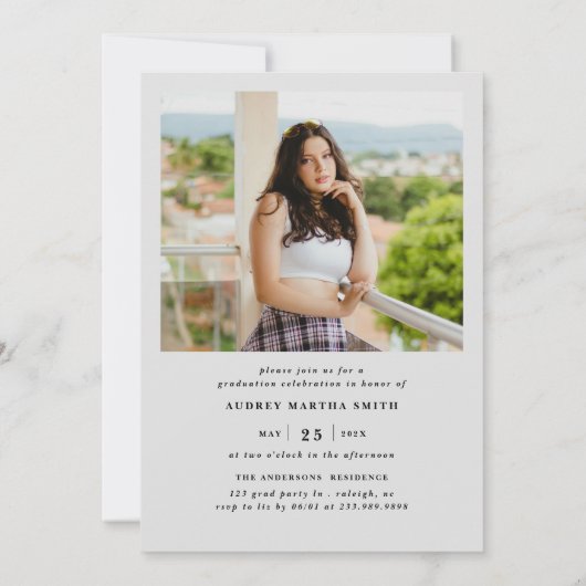 Modern Script Graduate 2 Photo Grey Graduation 招待状 (裏面)