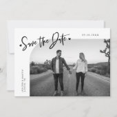 Modern Script Heart White Curved Frame Photo セーブザデート (正面)