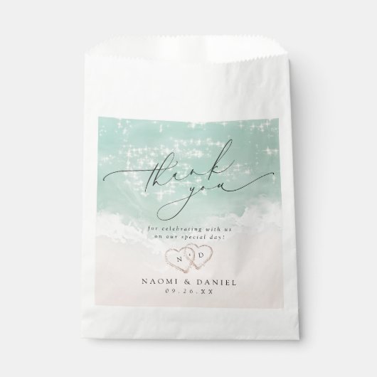 Modern Script Hearts in the Sand Beach Wedding フェイバーバッグ (正面)