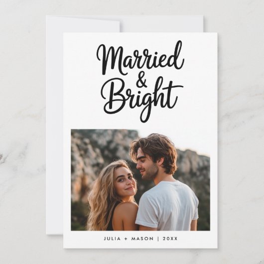 Modern Script Married & Bright Newlywed Photo シーズンカード (正面)